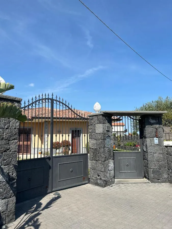 “Le Palme” Villa San Pietro Clarenza Holiday home