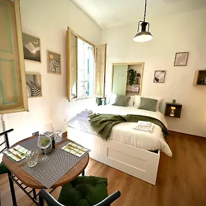 https://centralissimo-a-un-minuto-a-piedi-da-piazza-del-campo.it-tuscanyhotel.com